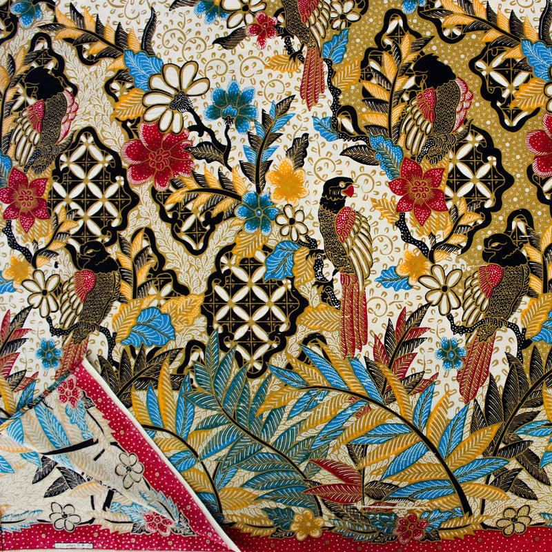 バティック 生地 インドネシア ジャワ更紗 絵画のような鳥と花のモチーフ レッド